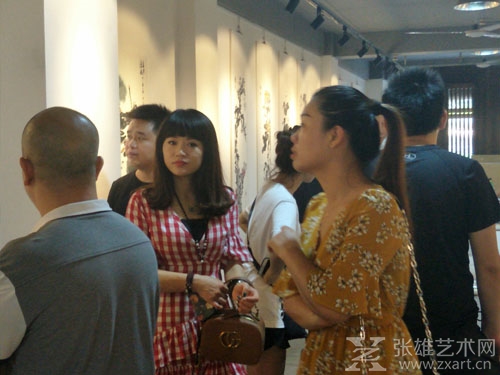 “畅臆”梅子、永喜大写意国画联展正在进行中
