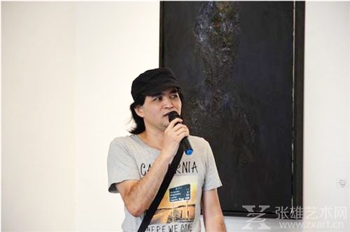 艺术家韦宏山先生开幕致辞