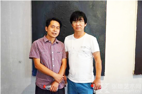 宋庄艺术论坛杨毅达秘书长与七臻美术馆执行馆长朱冬先生合影留念