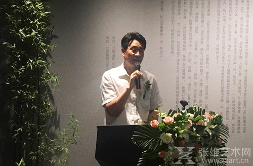 朝阳区文化委党委书记、主任，文联党组书记高春利致辞