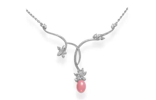   Mikimoto  钻石和海螺珍珠项链