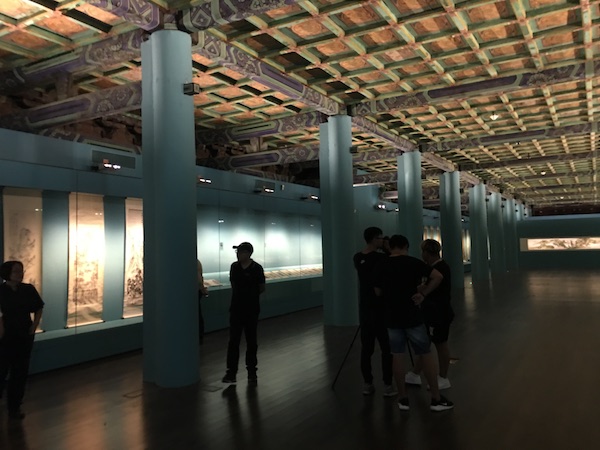 和有千里江山图的展厅相对比，其它展厅显得有一点冷清。这次展览又名：《千里江山图》和其它画。