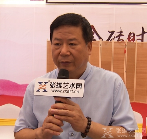   北京厦门企业商会会长蒋清林接受记者采访