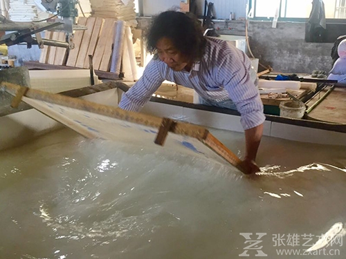 唐承华：传统+当代 探寻非一般的“纸上绘画”