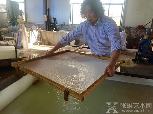 唐承华：传统+当代 探寻非一般的“纸上绘画”