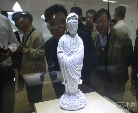 最美中国白：“瓷圣”何朝宗的作品何以驰名中外？
