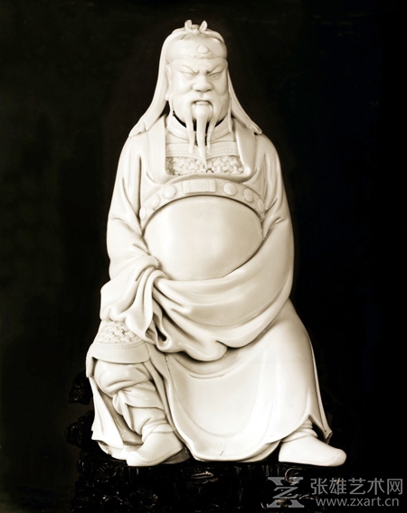   关公坐像　明何朝宗作　高35.5cm