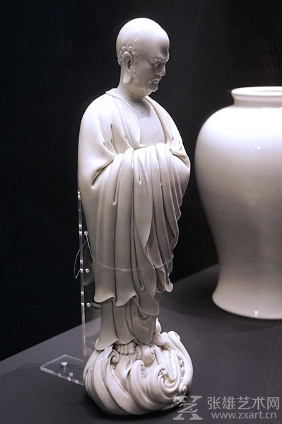   目前何朝宗作品最高成交纪录《渡江达摩立像》