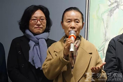 全国政协委员、中国文联副主席、山东工艺美术学院院长 潘鲁生教授发言