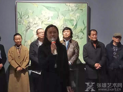 艺术家 王海燕女士进行答谢致辞