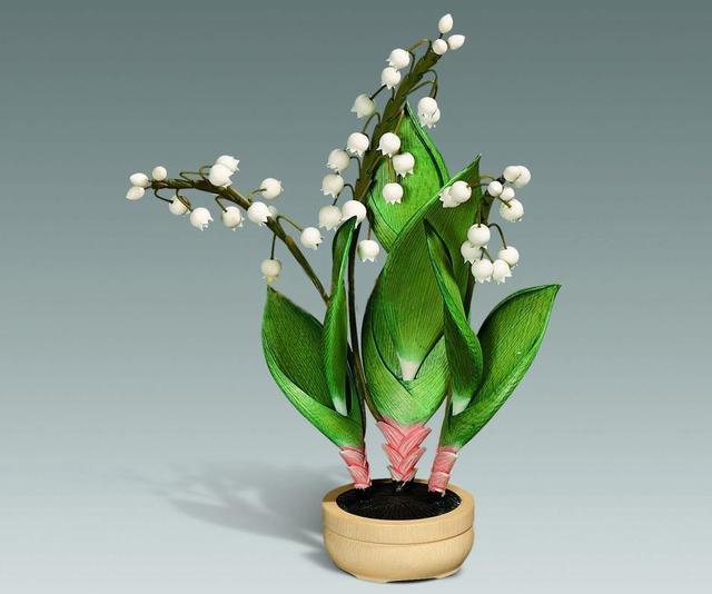 象牙花卉摆件