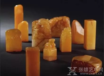 清康熙周尚均制吴国祯夫妇自用田黄印章（一套十一件）成交价：2530万