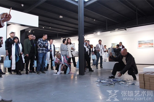 《高原反应》谢永瓷作艺术品个展在厦门圆满开幕