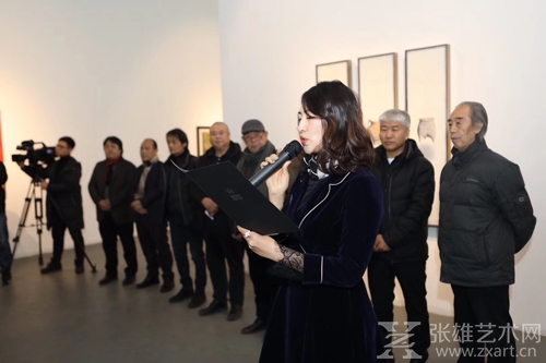 无忧艺术空间总监李丹霓女士主持开幕式