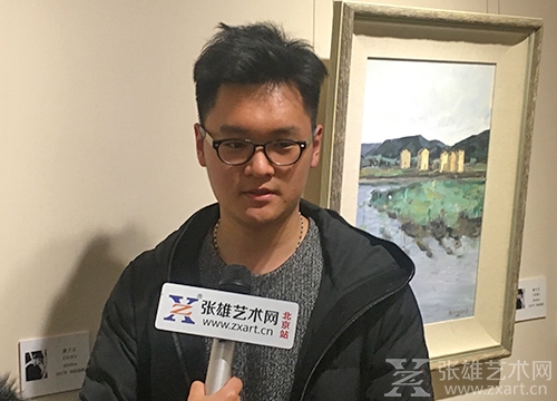 艺术家康子正接受采访