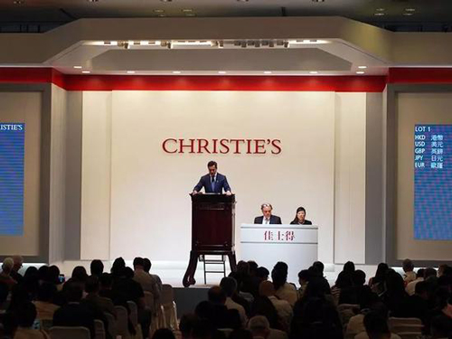 2017珠宝拍得好！两大拍行总成交超10亿美元