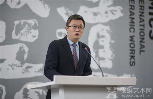   清华大学艺术博物馆常务副馆长 杜鹏飞