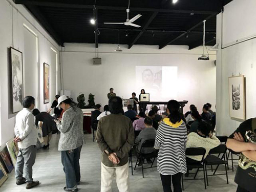 义拍活动现场