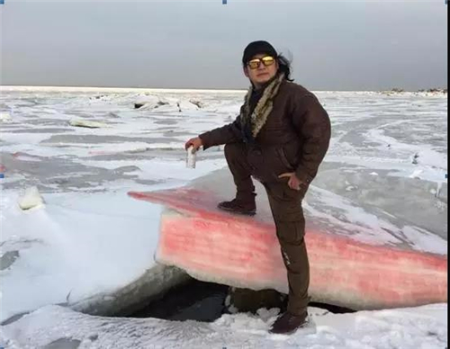 以有形而述无形 一个与灵魂对话的艺术家王华明