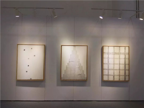 虚色艺术展位