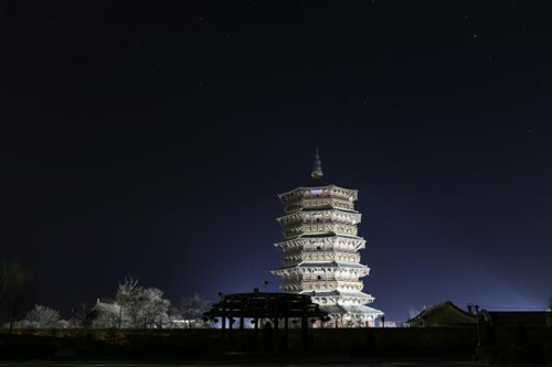 山雨中的寺庙，镜头之下的古建