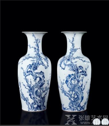 LOT号：0681 民国 王步作青花岁寒三友图观音瓶 （一对） 高84cm×2；直径36cm×2 估价：RMB 600,000-1,400,000