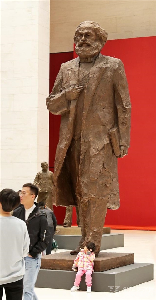 吴为山百余件人物雕塑亮相中国国家博物馆