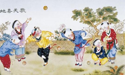 蹴鞠,就是用足去踢球这是古代清明节时人们喜爱的一种游戏